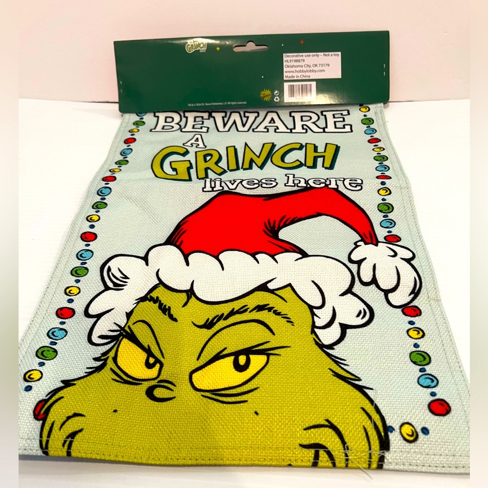 LAST ONE!! Super Cute Beware A Grinch Lives Here Garden Flag- NWT